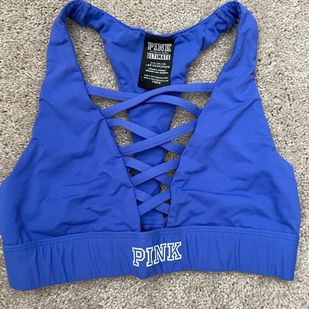 Worn twice // Pink sports bra